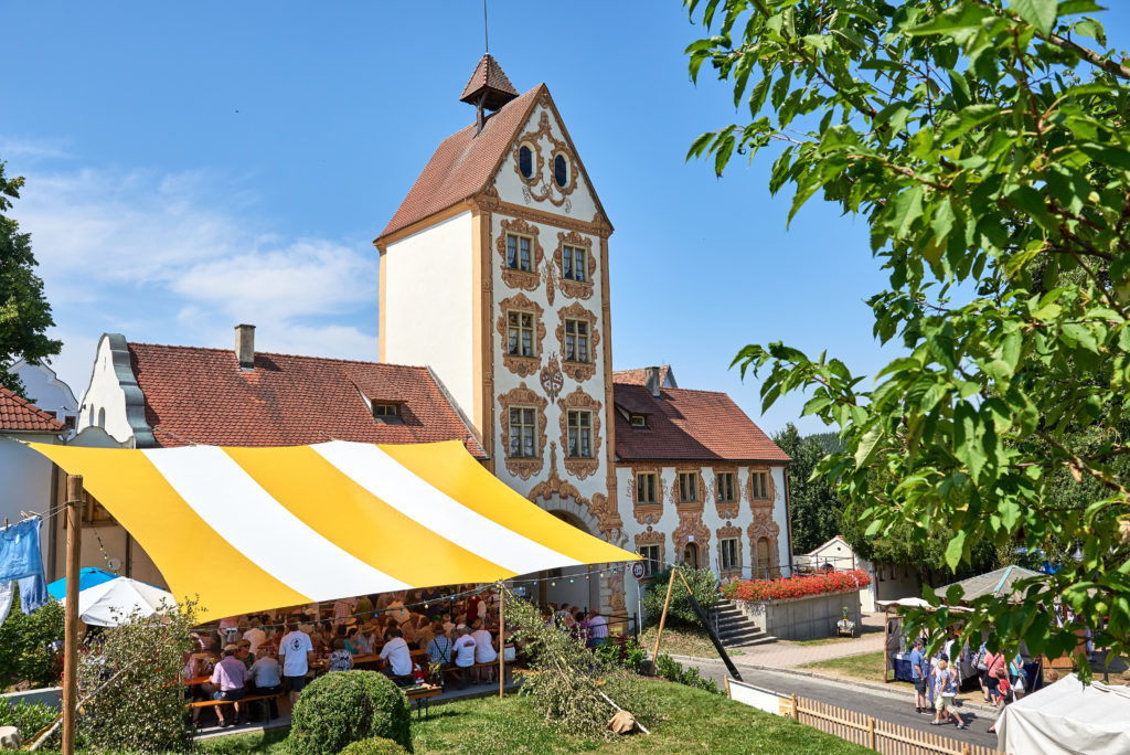 Oberes Tor in Rot